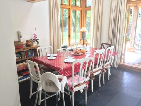 Dining area, Pool view