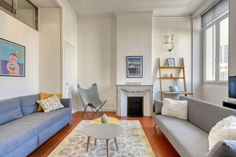 Communal lounge/ TV room, Living room, Seating area