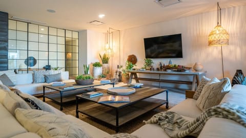 1 Homes Preview Cabo Hotel in Cabo San Lucas