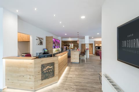 Lobby or reception, Lounge or bar