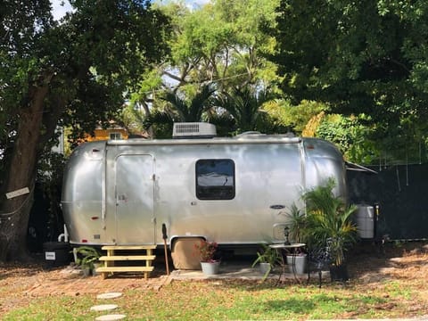 Airstream in the Center of it All - RG Eigentumswohnung in Miami
