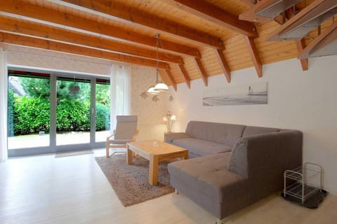 Living room, Photo of the whole room, Seating area