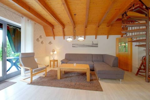 Living room, Photo of the whole room, Seating area