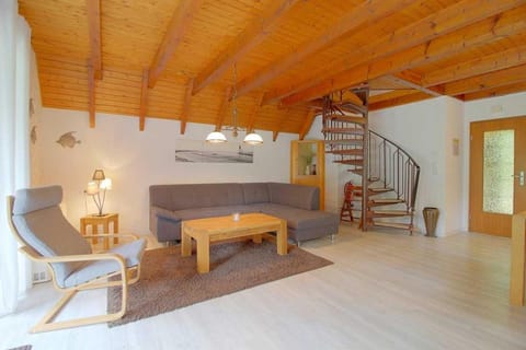 Living room, Photo of the whole room, Seating area