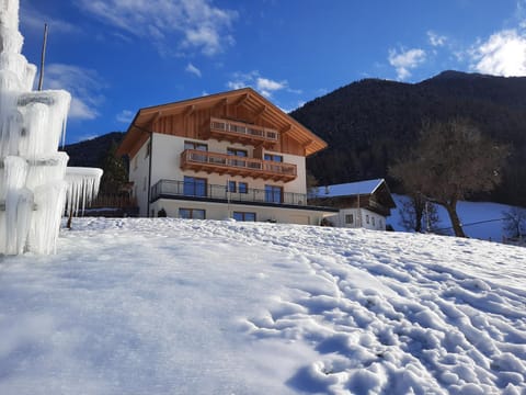 Property building, Winter