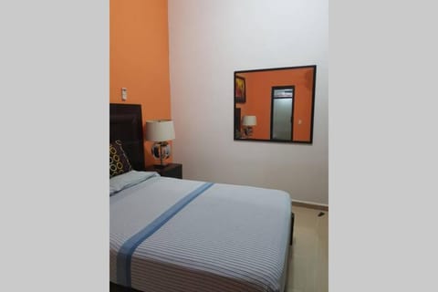 Depto. MAIA: A/C, agua caliente, WiFi, tv, cable. Apartment in State of Tabasco