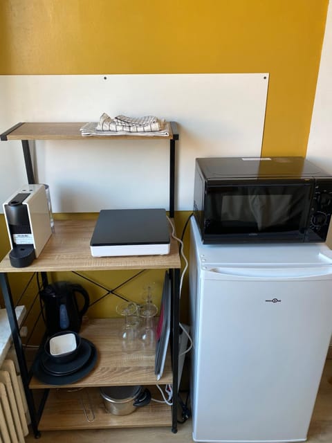 Coffee/tea facilities, Kitchen or kitchenette