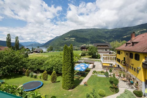 Facade/entrance, Bird's eye view, Area and facilities