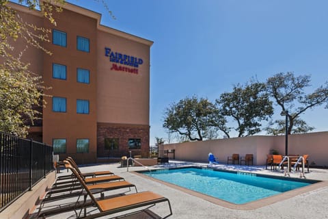 Fairfield Inn and Suites by Marriott Austin Northwest/Research Blvd Hotel in Jollyville