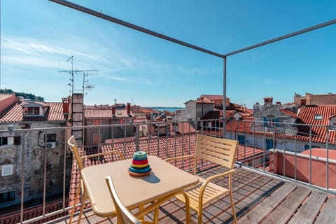 Balcony/Terrace, City view, Sea view