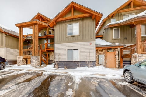 Blue River Apartments House in Silverthorne