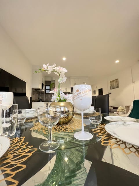 Luxury Penthouse Suite, Cantonments-Labone Eigentumswohnung in Accra