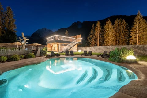 Garden, View (from property/room), Garden view, Mountain view, Pool view, Swimming pool