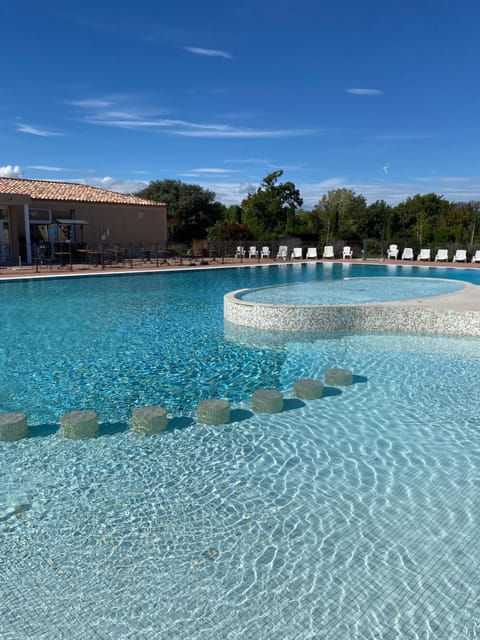 Pool view, Swimming pool, sunbed