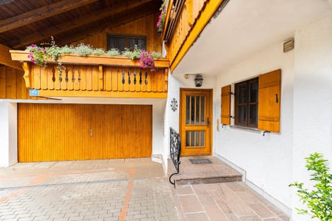 Ferienwohnungen Dananic Apartment in Berchtesgadener Land