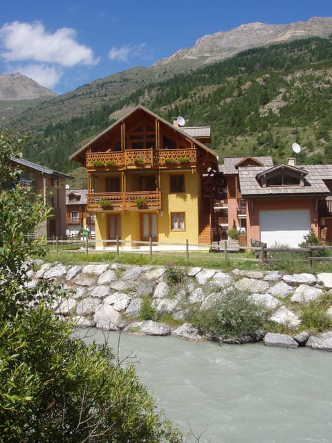 Summer, Garden, Balcony/Terrace, Mountain view