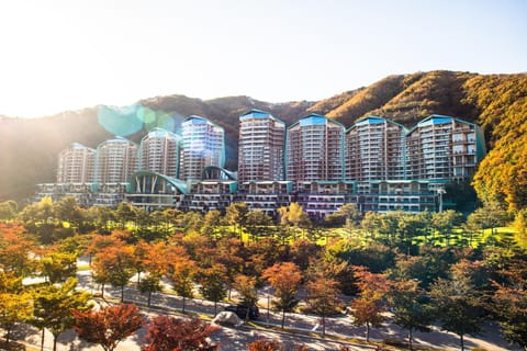 Sono Felice Vivaldi Park Resort in Gyeonggi-do