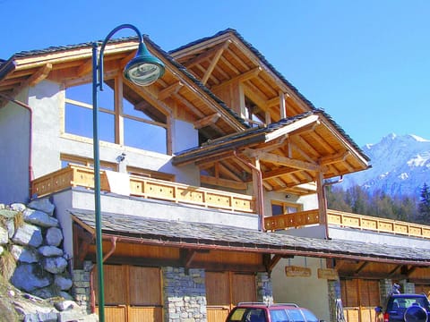Modern chalet just 350 m from the ski lifts Chalet in Landry