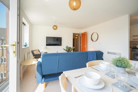 Stylish Apartment with Private Parking Apartment in Cardiff