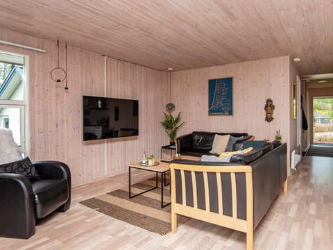 6 person holiday home in Oksb l Haus in Henne Kirkeby