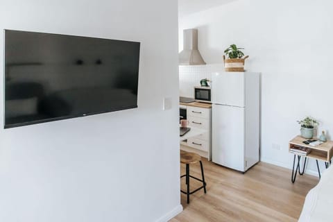 TV and multimedia, Kitchen or kitchenette