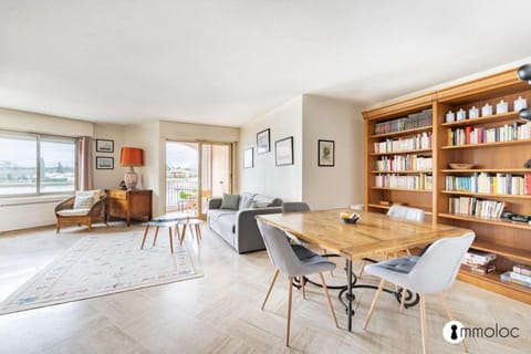 Spacious apartment with pool located in the Marina of Mandelieu Apartment in Mandelieu-La Napoule