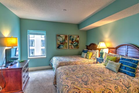 Oceanfront,pools,lazy river,hot tub,exercise room,Southwinds Apartment in Myrtle Beach