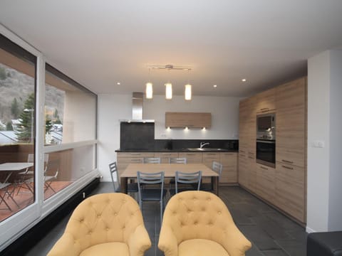 Splendide T3 avec Terrasse et Garage, 6 Pers. - FR-1-608-24 Apartment in Auvergne-Rhône-Alpes