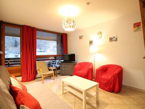 Beau Duplex T3 avec Balcon, Wifi et Parking à 300m du Centre - FR-1-608-16 Apartment in Auvergne-Rhône-Alpes