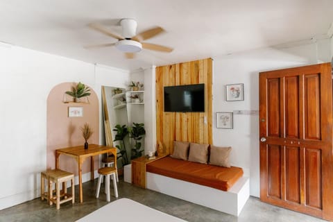 Pallet Homes - Tabuc Suba Vacation rental in Iloilo City