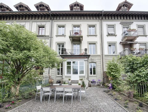 Am Pavillon, Bed&Kitchen Bed and Breakfast in City of Bern