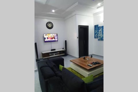 Well furnished and spacious 2 bedroom apartment Copropriété in Abuja