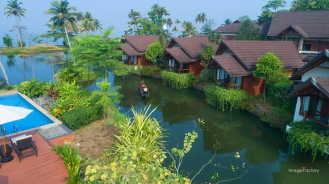 Gokulam Grand Resort & Spa, Kumarakom Resort in Kumarakom