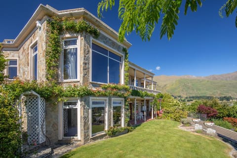 The Manor House in Wanaka