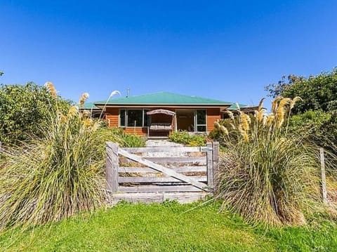 Sawmillers Retreat - Arrowtown Holiday Home House in Arrowtown