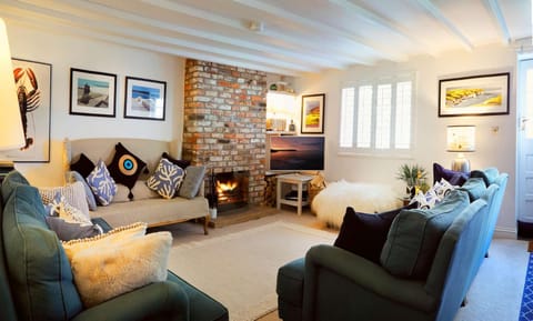 Flora Dora - Luxury cottage - modern - central - ideal for groups and families House in Filey