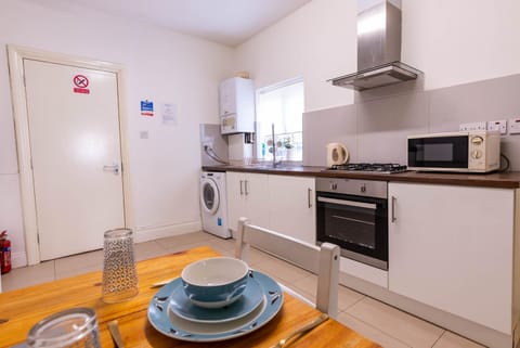 090 Luxury 1 bedroom flat near Luton Town and station Appartamento in Luton