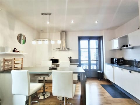 Superbe T2 lumineux et confortable avec prestations de qualité à Aix-les-Bains ! - FR-1-555-46 Apartment in Aix-les-Bains