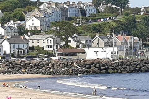 2 bed house at Ballycastle seafront Haus in Ballycastle