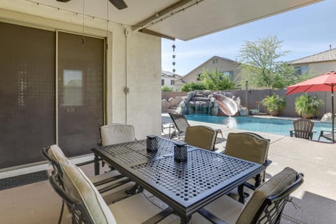 Surprise Home with Deck and Private Heated Pool! Maison in Surprise
