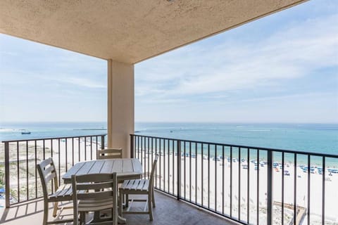 Phoenix East Apartment in Orange Beach