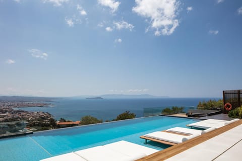 Regal Residence Chalet in Chania