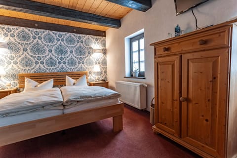 Weingut Schuh - Pension Zur Bosel Bed and Breakfast in Meissen