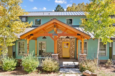 Rhapsody on Fall River Vacation Home by Estes Park Homes home Casa in Estes Park