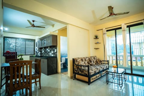 Field stone Apartment Appartement in Benaulim