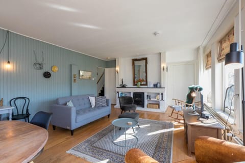 Welcome in - Vakantiewoning in het centrum met tuin en airco, Zoutelande Apartment in Zoutelande