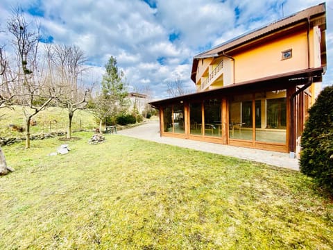 Property building, Patio, Garden, View (from property/room), Garden view