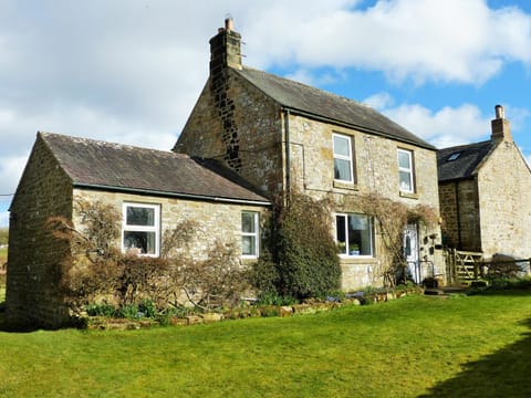 Property building, Spring, Neighbourhood, Garden