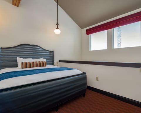 Brewhouse Inn and Suites Hotel in Milwaukee