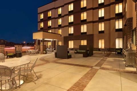 Home2 Suites by Hilton Denver West / Federal Center Hotel in Lakewood
